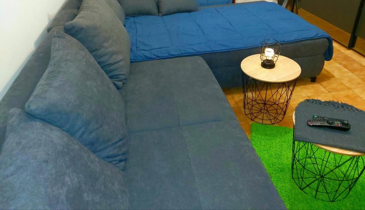 Apartman Arija-Pino Vodice Esterno foto