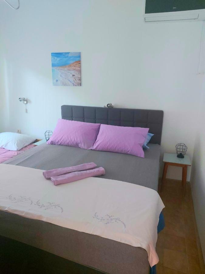 Apartman Arija-Pino Vodice Esterno foto