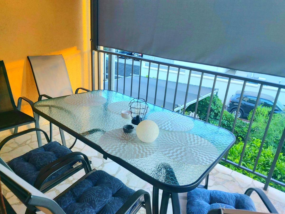 Apartman Arija-Pino Vodice Camera foto