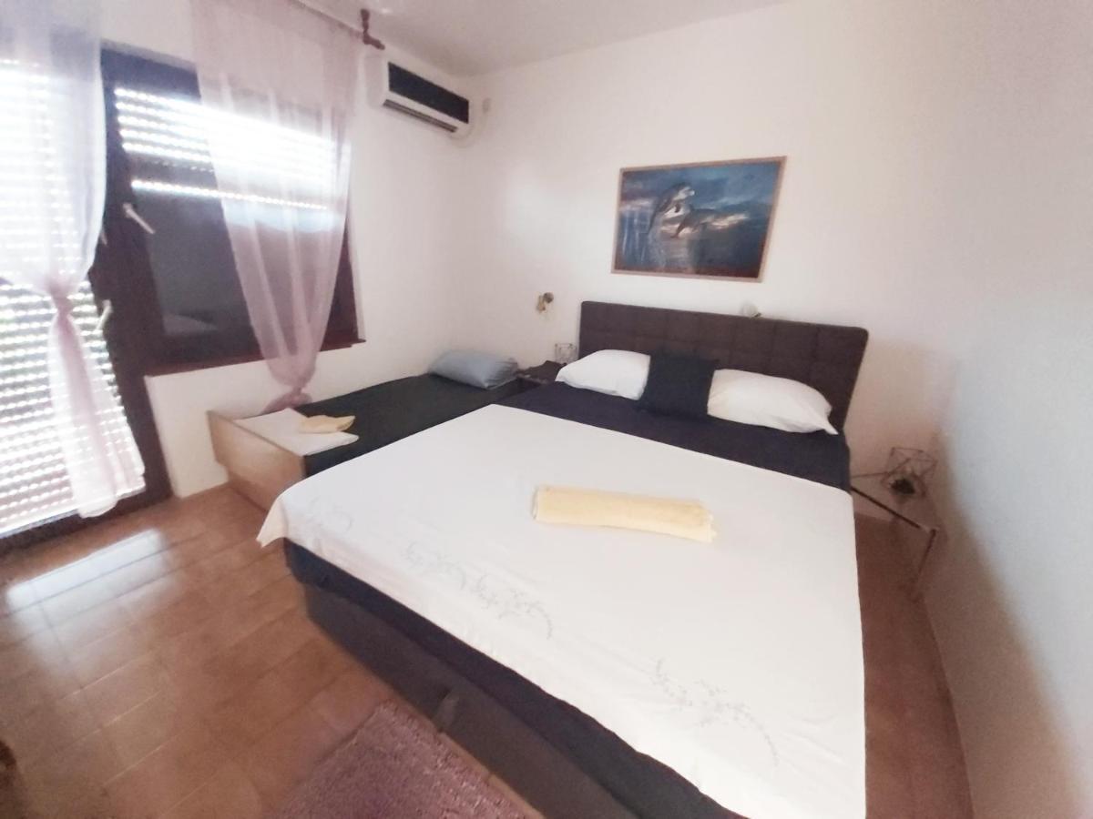 Apartman Arija-Pino Vodice Camera foto